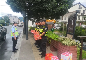 高溫送涼暖人意   領(lǐng)導(dǎo)慰問(wèn)受激勵(lì)——甲方領(lǐng)導(dǎo)對(duì)浙江民泰駐徑山項(xiàng)