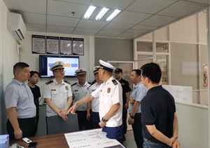 上海市消防救援總隊領(lǐng)導調(diào)研高東鎮(zhèn)社區(qū)微型消防站